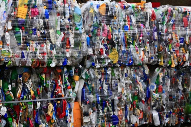 Пластикові відходи 